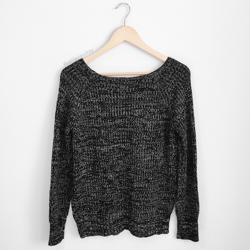 🌸4 for $10🌸  black salt and pepper sweater - Picture 4 of 4